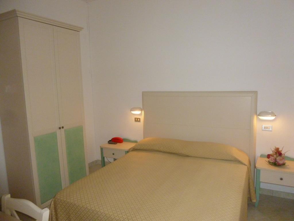 Hotel Basilea Bellaria-Igea Marina Exterior foto